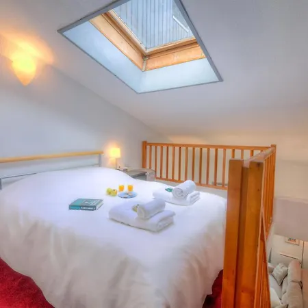 Sleeps 3 Apartament *